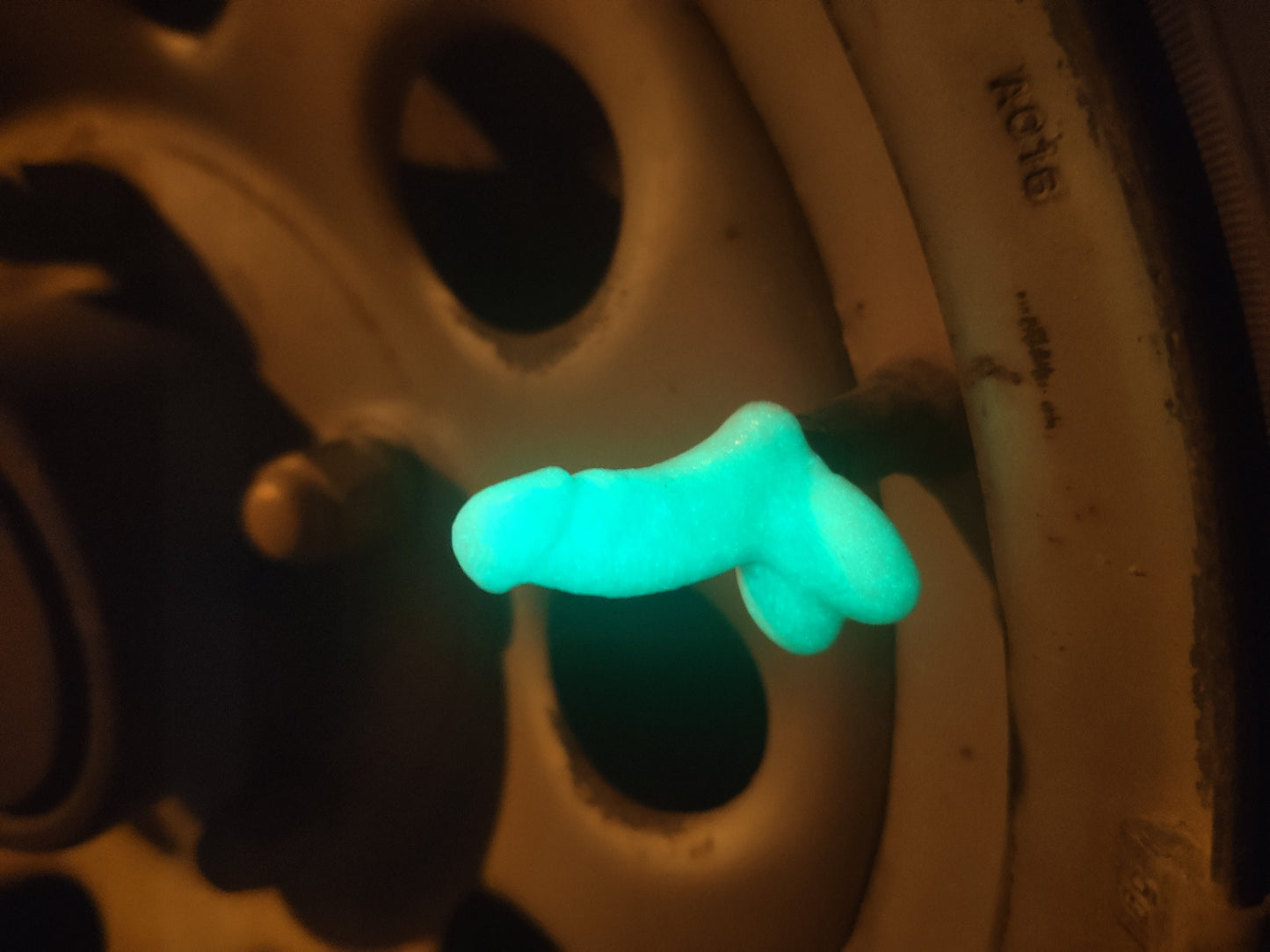 Dick Penis Tire Valve Cover Stem Caps Glow In The Dark Funny Gift Novelty Prank Bachelorette Party